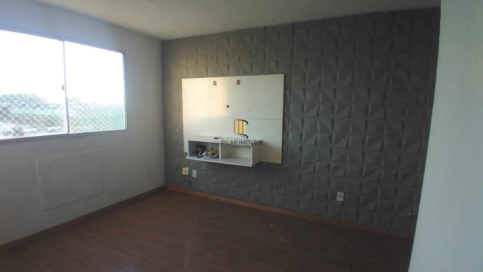 Apartamento com 02 quartos e 01 vaga no Bairro Sarandi