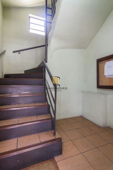 COBERTURA 3DORMITÓRIOS, 1 VAGA COBERTA NO CRISTAL PORTO ALEGRE RS