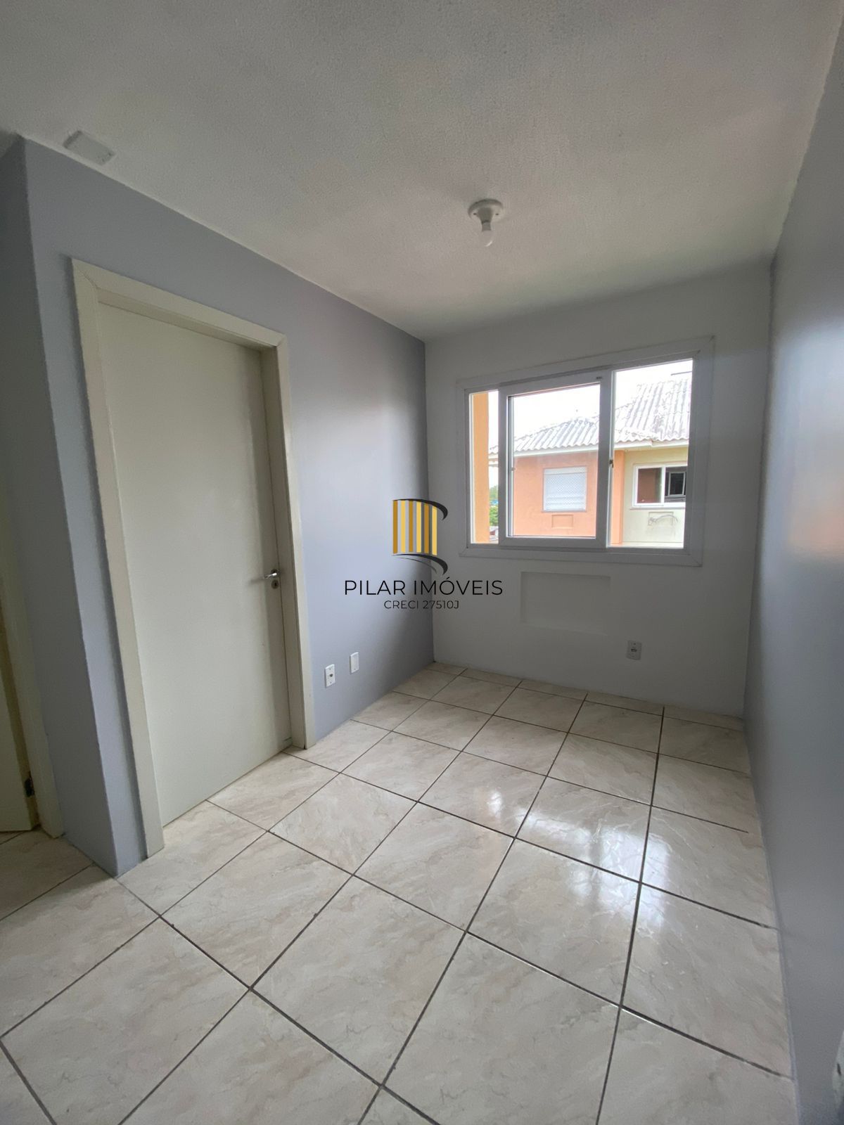 Apartamento com 02 quartos e 01 vaga fixa no Bairro Restinga em Porto Alegre