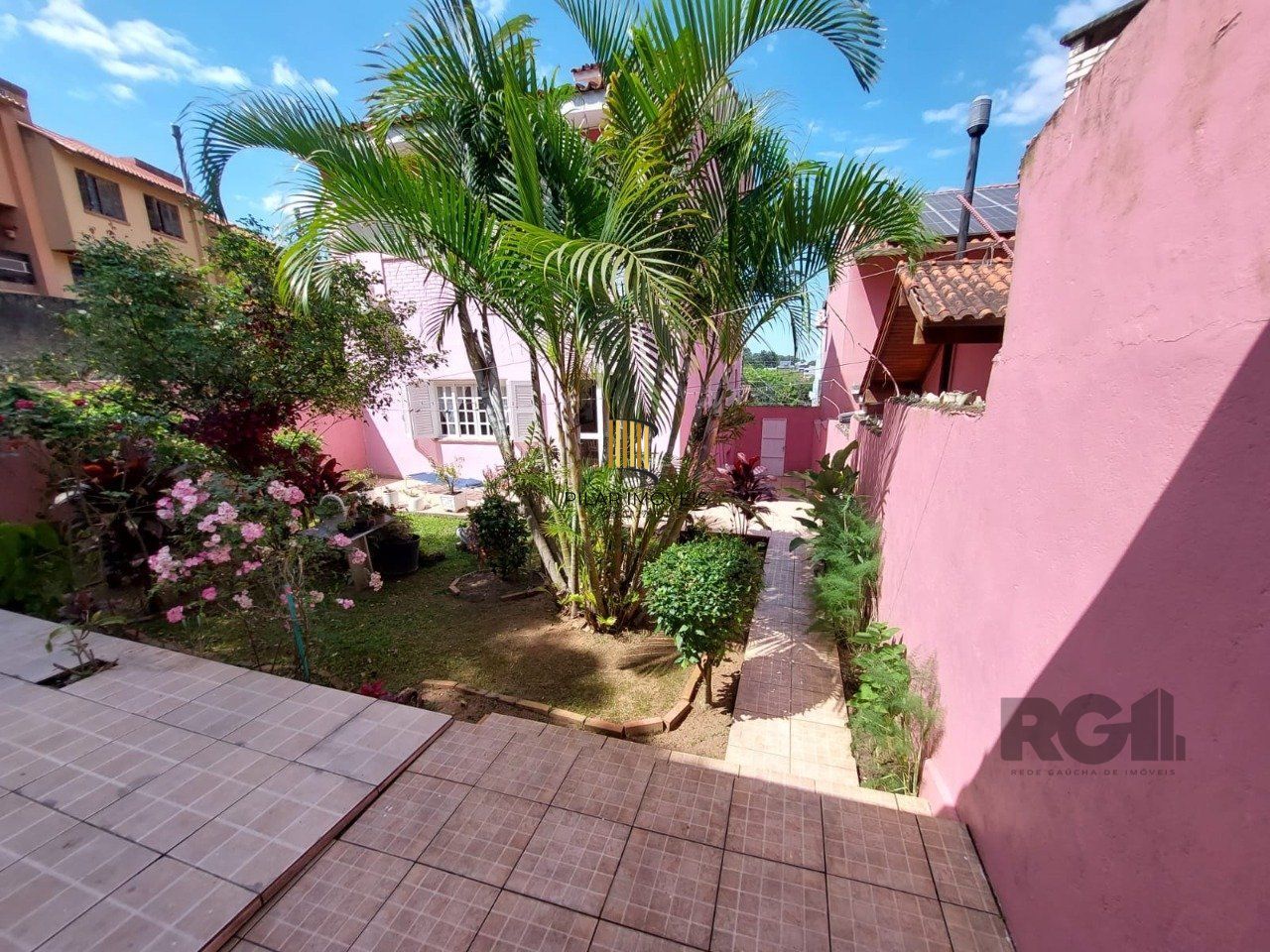 CASA 3 QUARTOS - ESPÍRITO SANTO - PORTO ALEGRE - RS