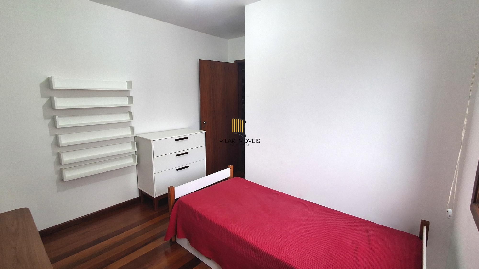 Apartamento com 03 quartos e 01 vaga escriturada no Bairro Tristeza