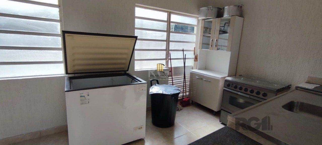 Apartamento de 1 dormitório com vaga no bairro Vila Nova