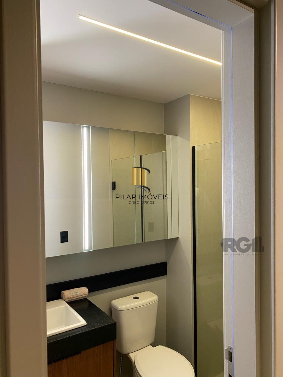 Apartamento 2 dormitórios no bairro Azenha