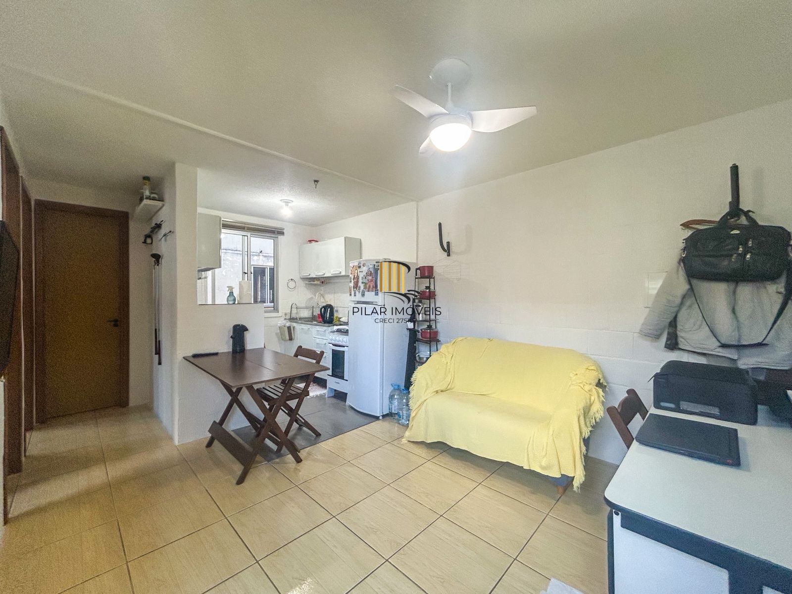 Apartamento com 2 quartos, com 1 vaga, no bairro Vila Nova, Porto Alegre/RS - Pilar Imóveis