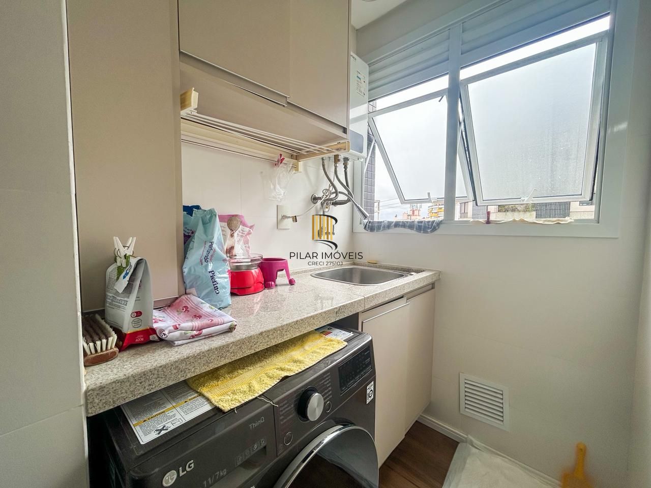 Impecável apartamento 03 dormitórios, 01 suíte - 87m² privativos, condomínio completa infra no Bairro Santa Tereza - Vaga dupla coberta.