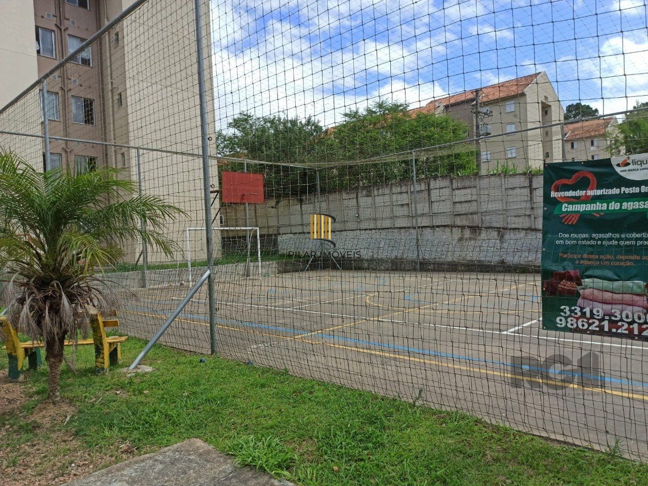 Oportunidade !!! Lindo Apartamento 02 Dormitórios reformado e com vaga.