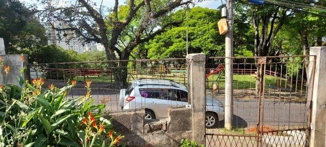Terreno para Venda - 290.4m², 0 dormitórios, Santo Antonio, Porto Alegre
