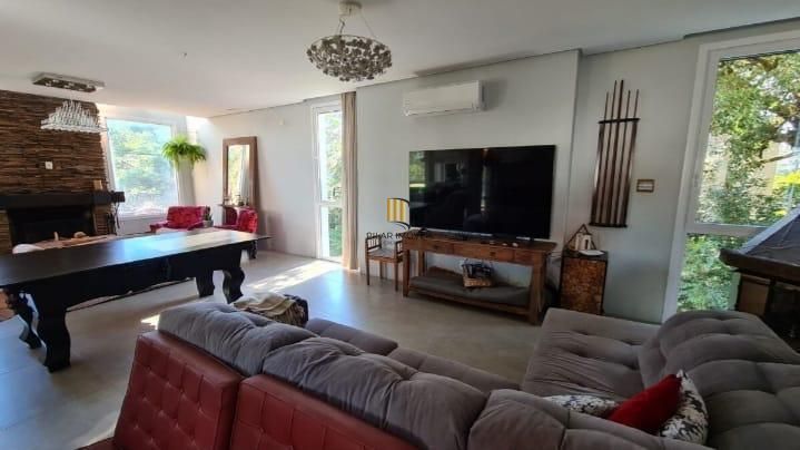 Casa com 5 quartos em condomínio fechado na Cidade de Canela/RS