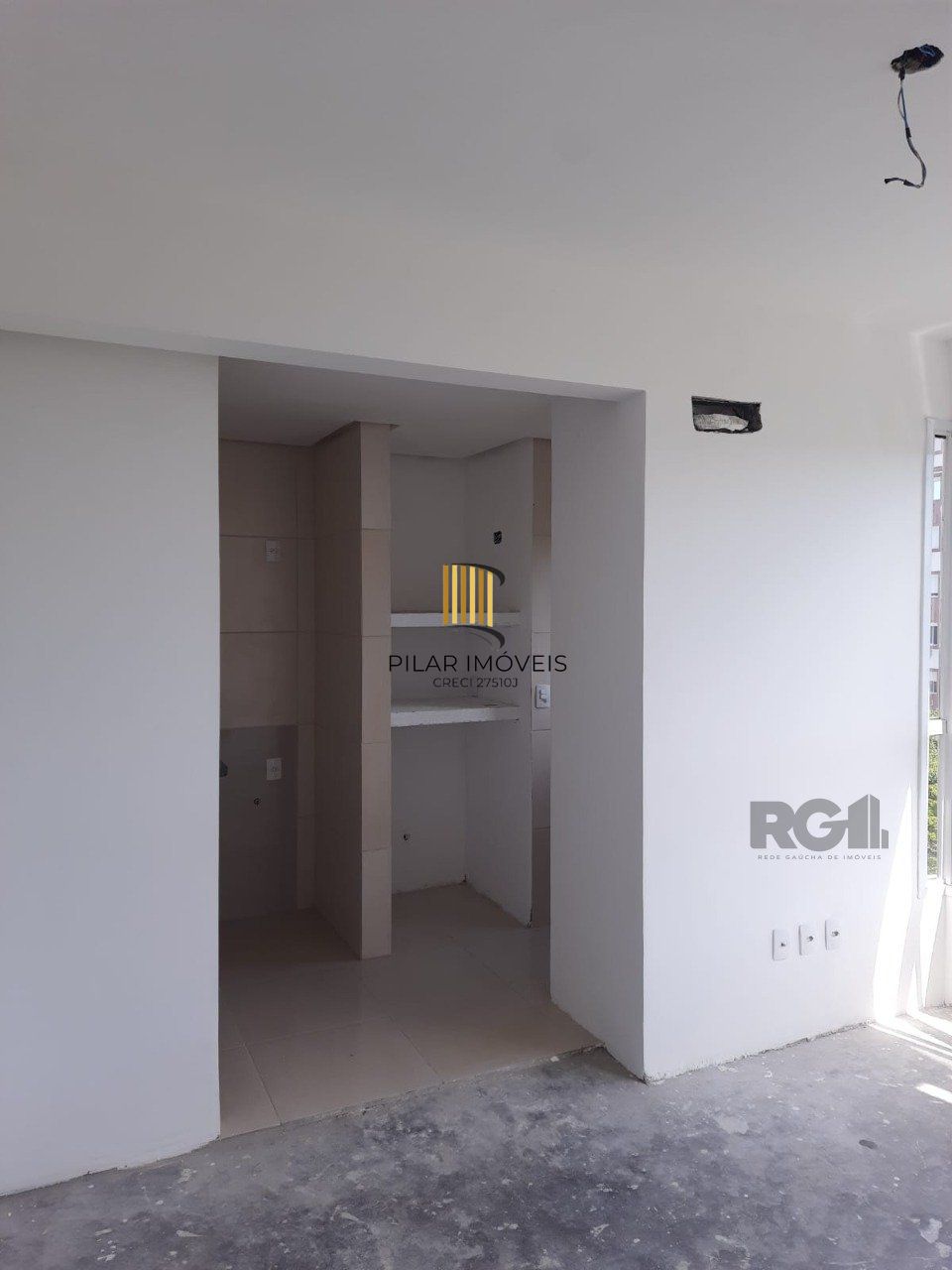 Apartamento com 2 quartos, vaga de garagem - 42,51m² no bairro Cavalhada, Porto Alegre/RS