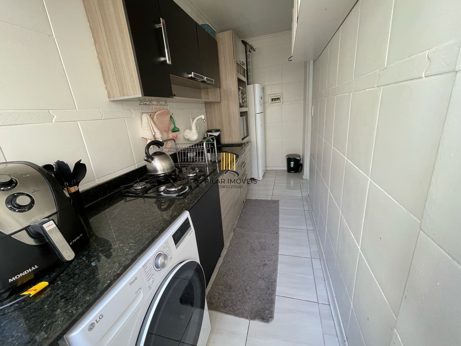 Apartamento com 02 quartos no Bairro Sarandi