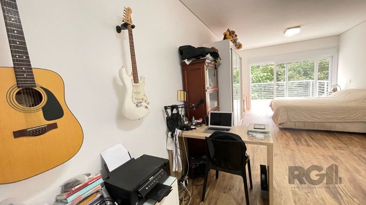 Casa Condominio 3 Dormitório(s) Bairro Pedra Redonda