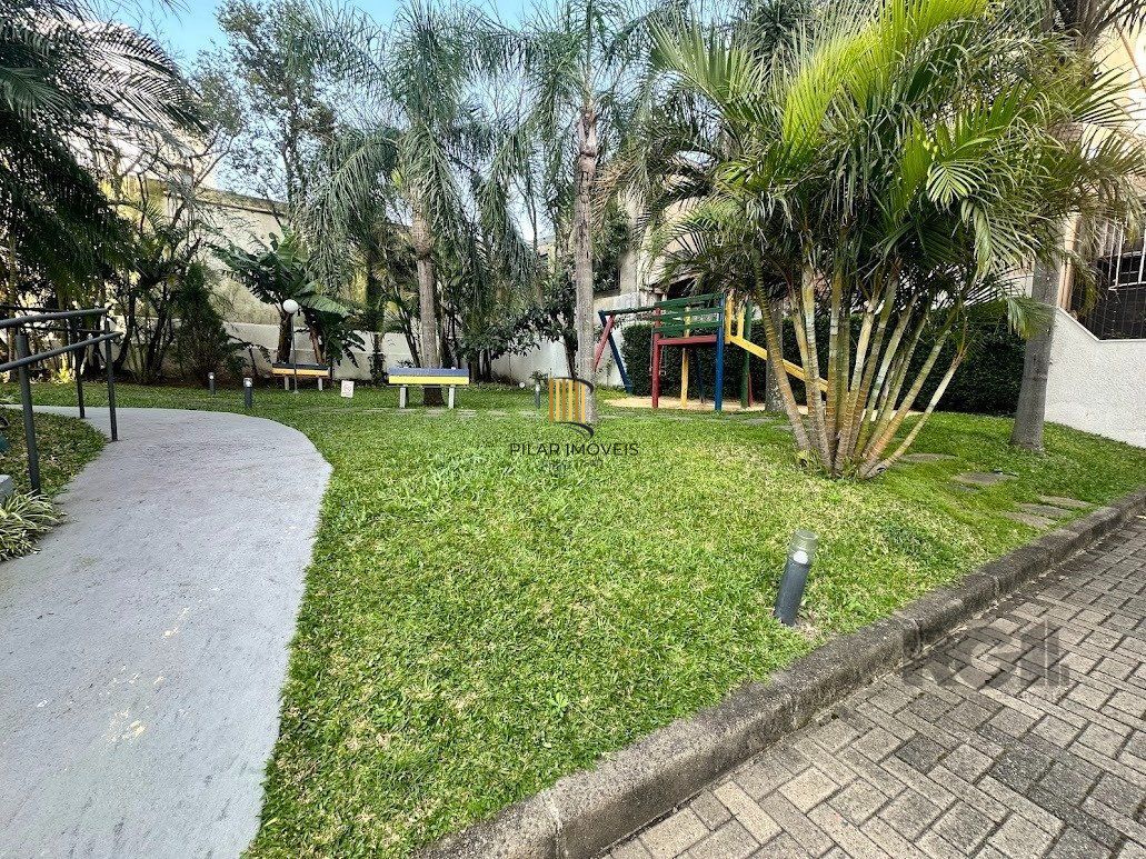 Apartamento 2 dormitórios no bairro Azenha