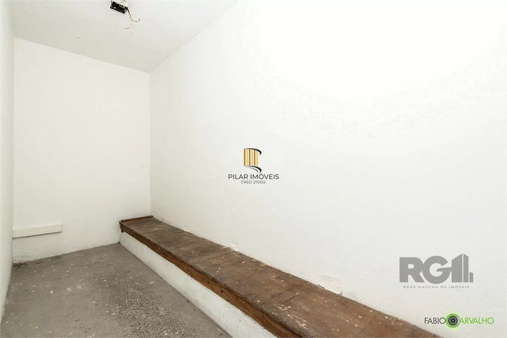 loja com 68 m² no bairro Santana