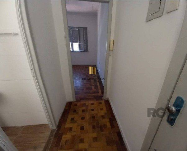 APARTAMENTO JK, NO CENTRO DE PORTO ALEGRE-RS