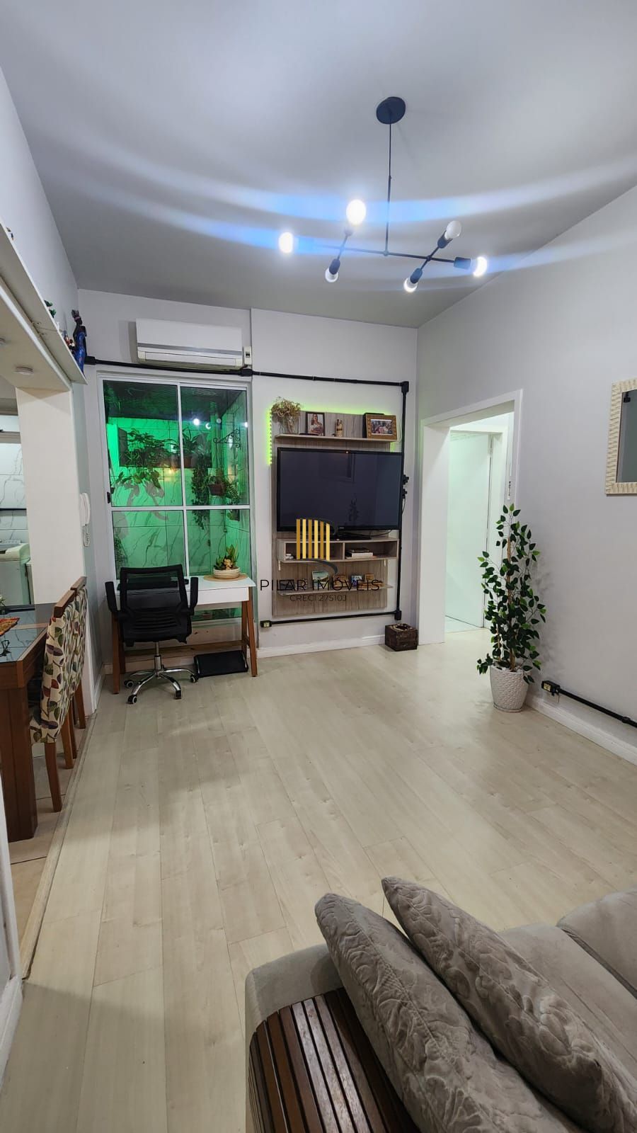 Apartamento com 02 Quartos e 01 Banheiro no Bairro Petrópolis em Porto Alegre - Pilar Imóveis