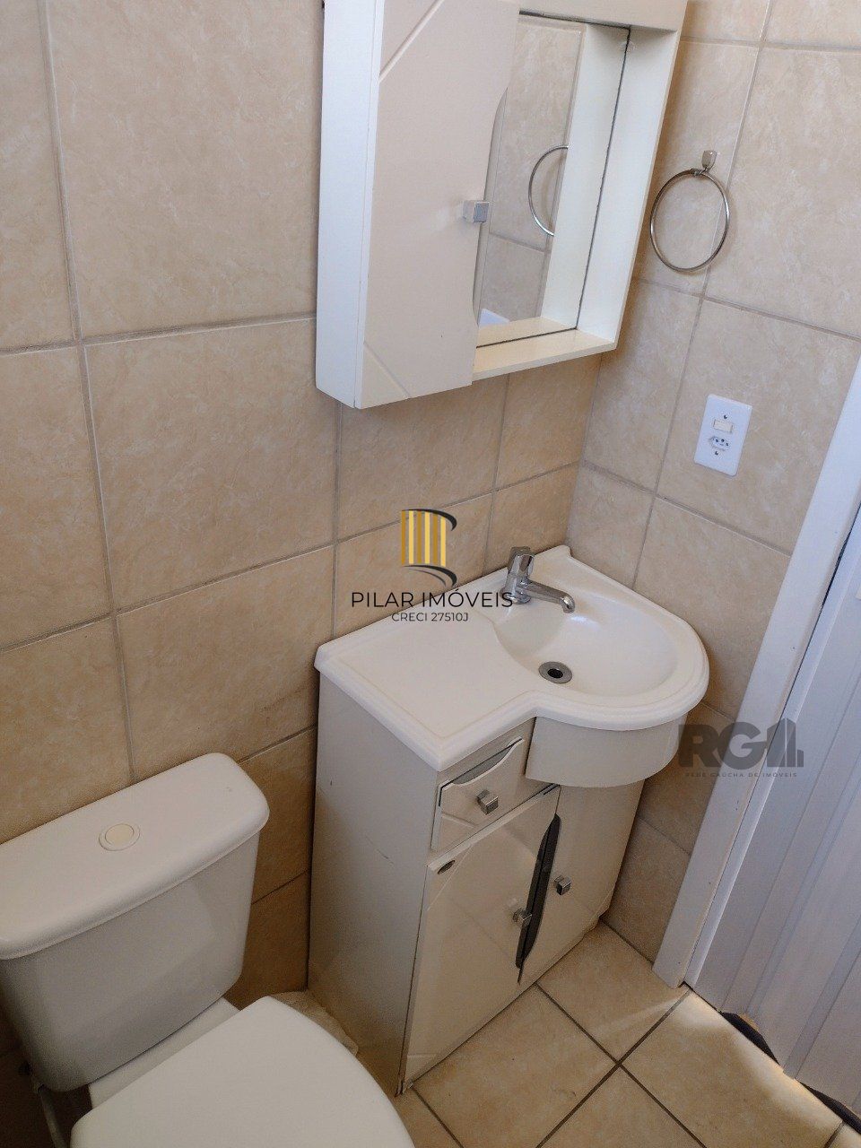 apto 01 dormitório, recentemente reformado, vaga rotativa -  Bairro Camaquã
