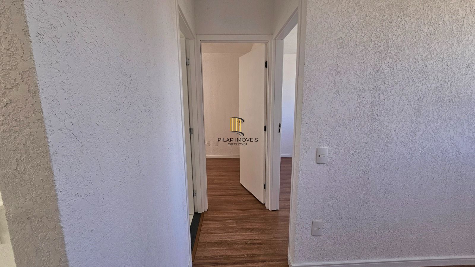 Apartamento com 2 dormitórios no bairro Restinga em Porto Alegre/RS