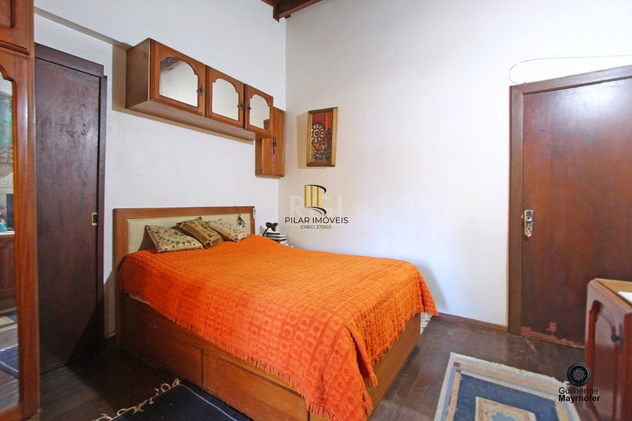 Casa para Venda - 249.54m², 4 dormitórios, sendo 1 suites, 5 vagas - Ipanema