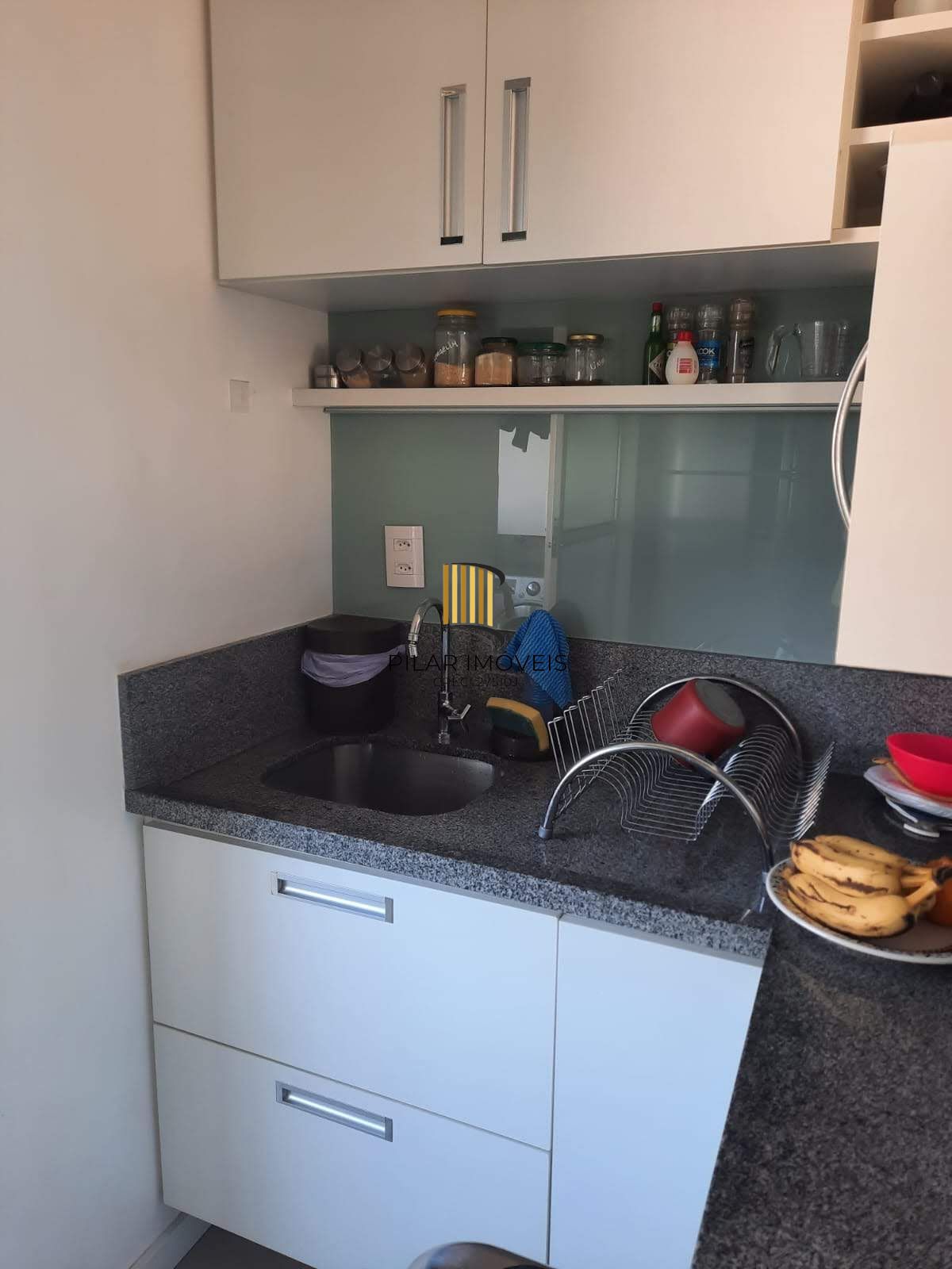 Apartamento de 1 dormitório e 1 vaga de garagem sem elevador !