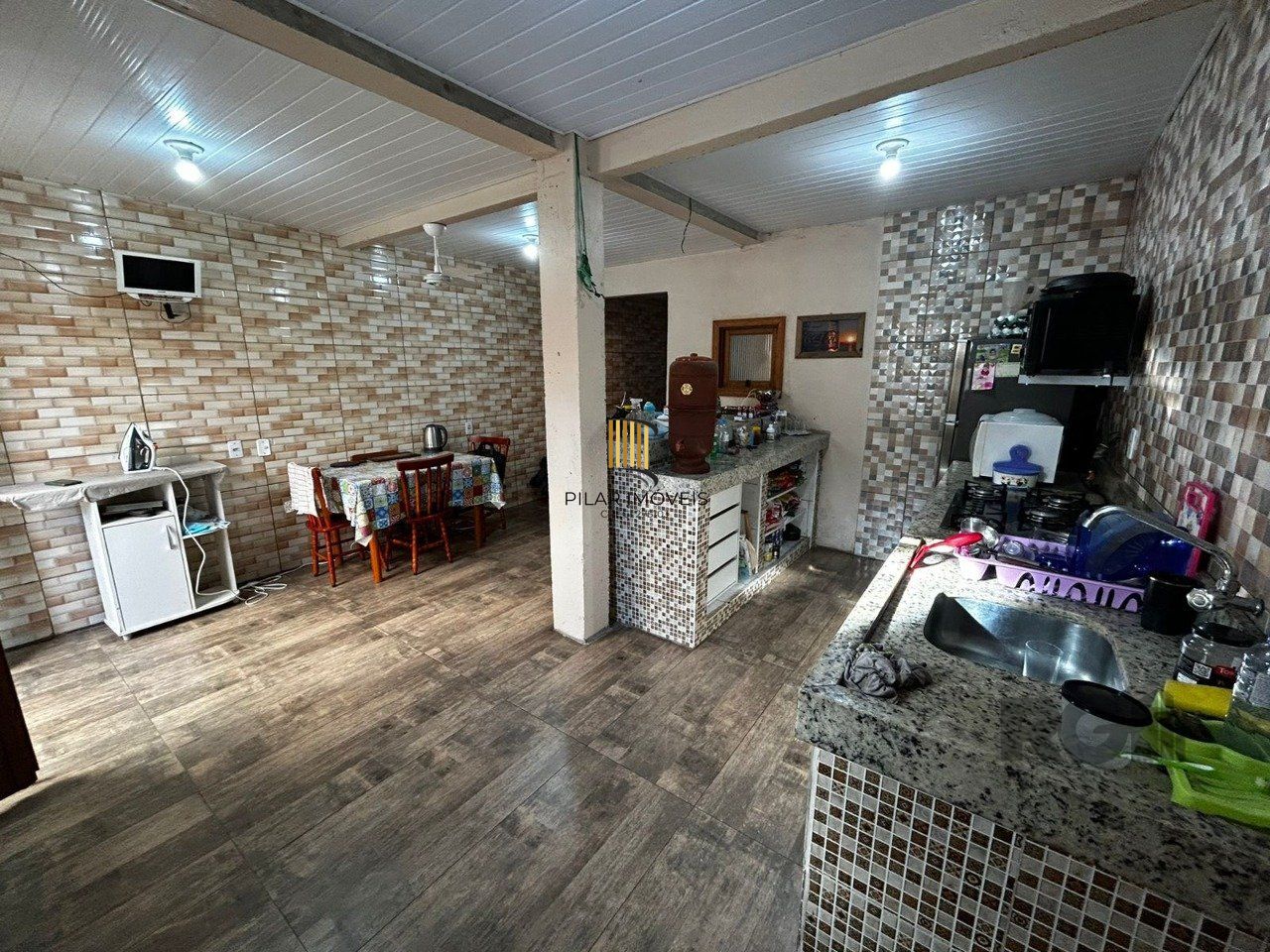 Casa para Venda - 120m², 5 dormitórios, 2 vagas - Hípica, Porto Alegre