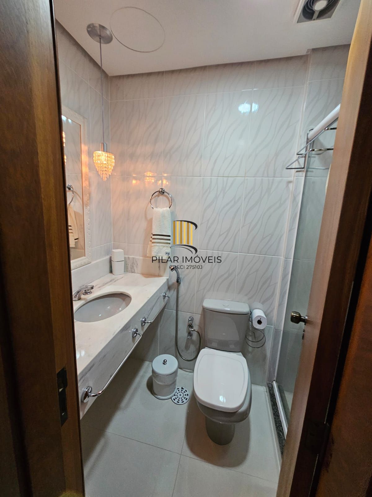 Apartamento com 02 quartos e 01 vaga no Centro Histórico de Porto Alegre