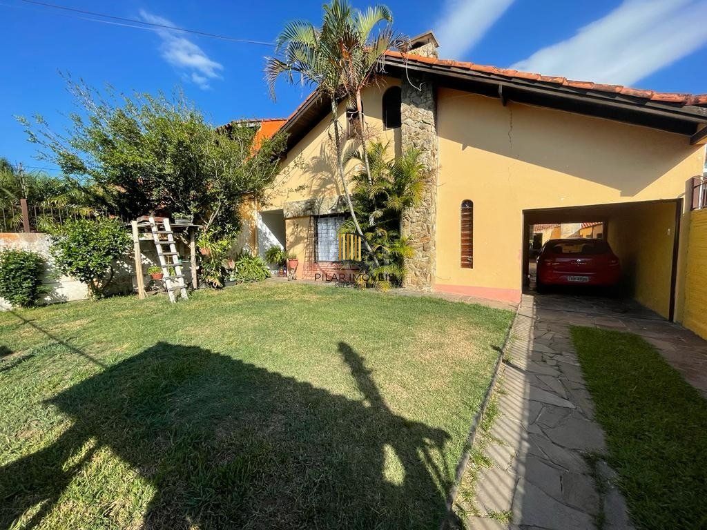 Casa para Venda - 400m², 5 dormitórios, sendo 3 suites, 4 vagas - Ipanema PORTO ALEGRE /RS - Pilar Imóveis