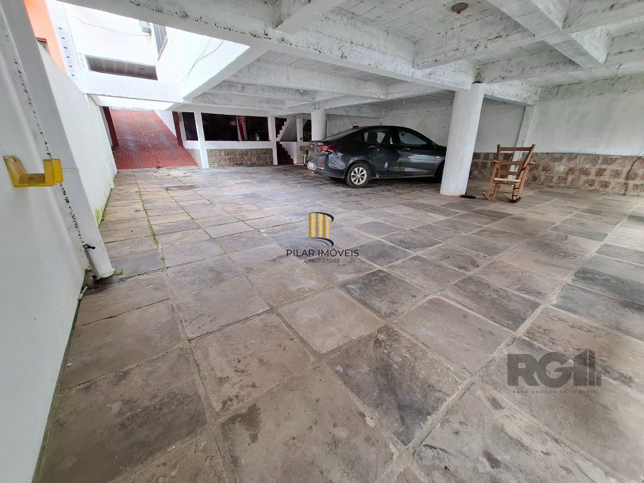 Casa com 537,00 m² com 04 dormitórios no Bairro Tristeza