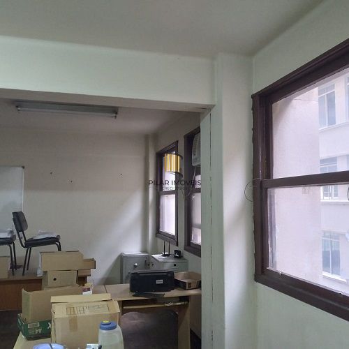 Conjunto Comecial com 2 entradas no Centro