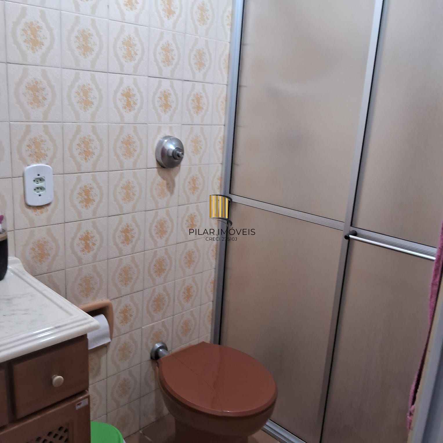 Apartamento com 01 Quarto e 01 vaga no Bairro Morro Santana