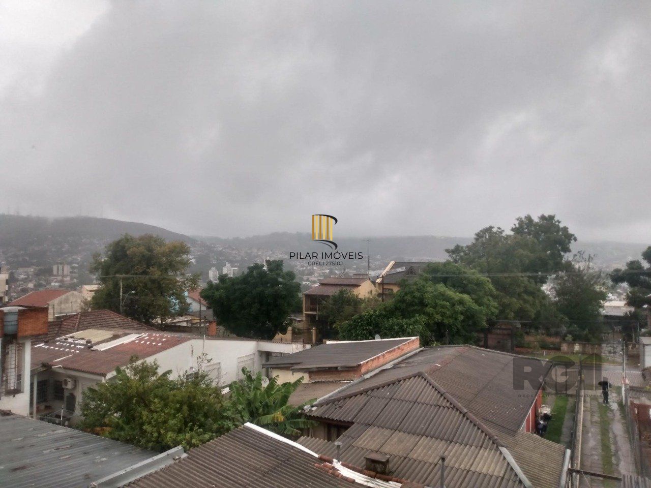 APARTAMENTO DE 2 DORMITORIOS REFORMADO BAIRRO SANTO ANTONIO - POA/RS