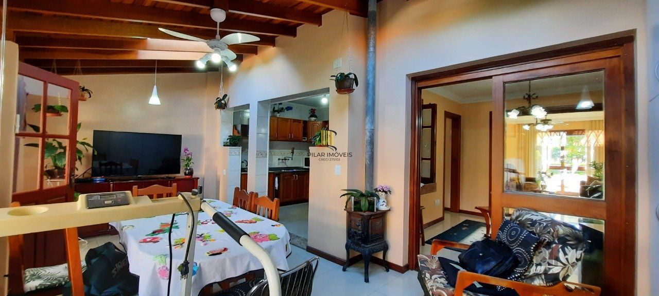 Casa Condominio para Venda - 129.58m², 3 dormitórios, sendo 1 suites, 3 vagas - Cavalhada