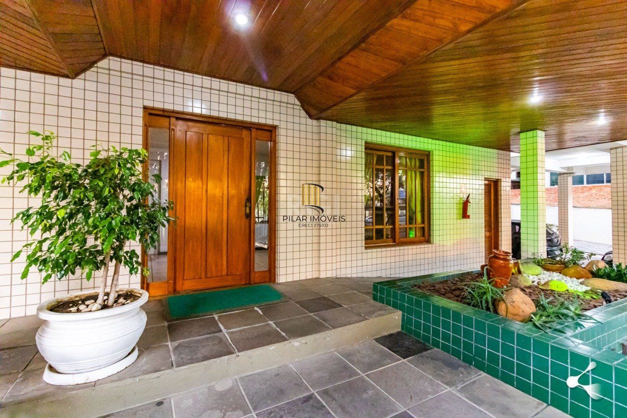 EXCELENTE APARTAMENTO DE 3 DORMITÓRIOS E 2 VAGAS DE GARAGEM