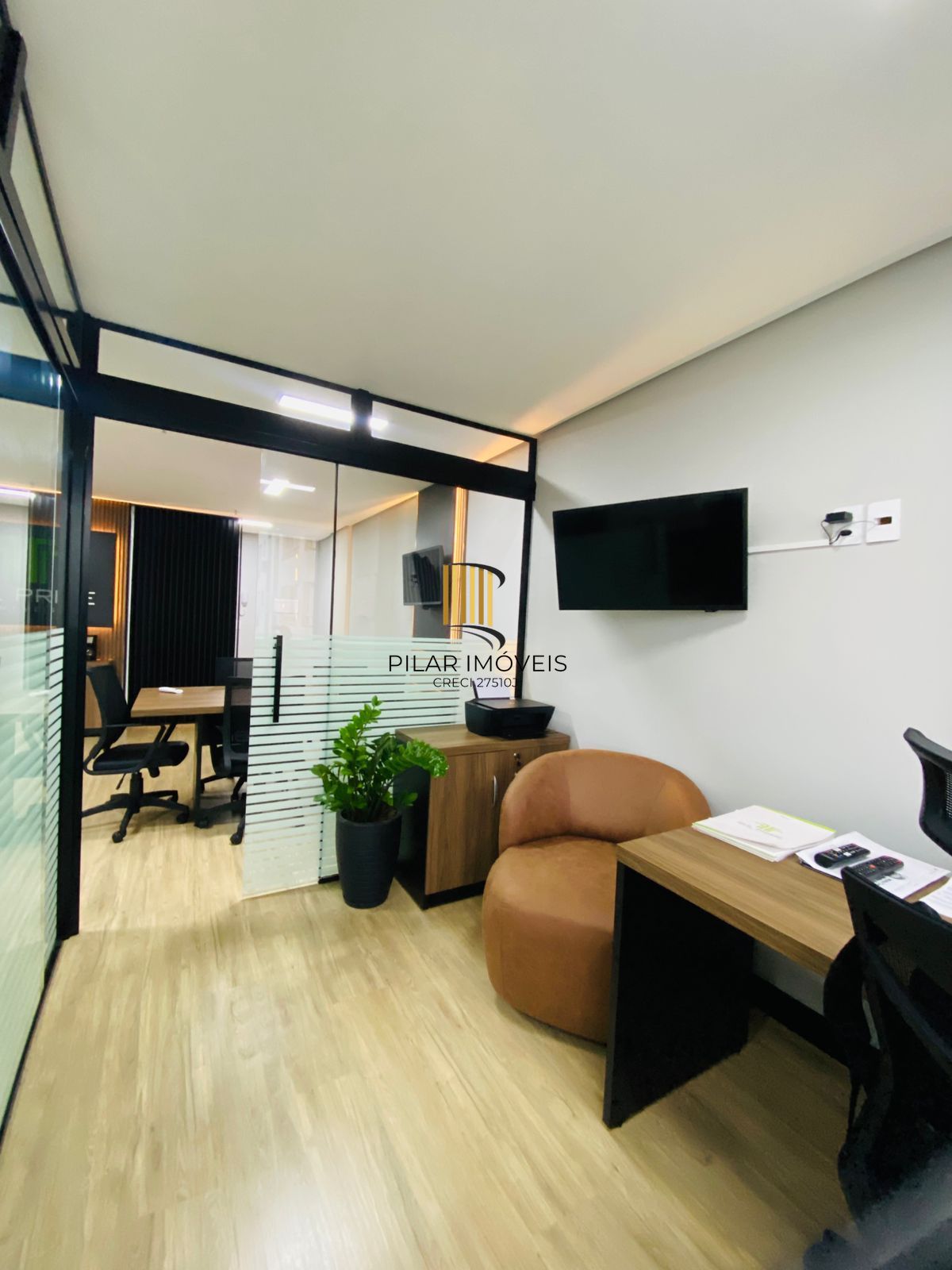 Sala comercial no Hom Lindoia