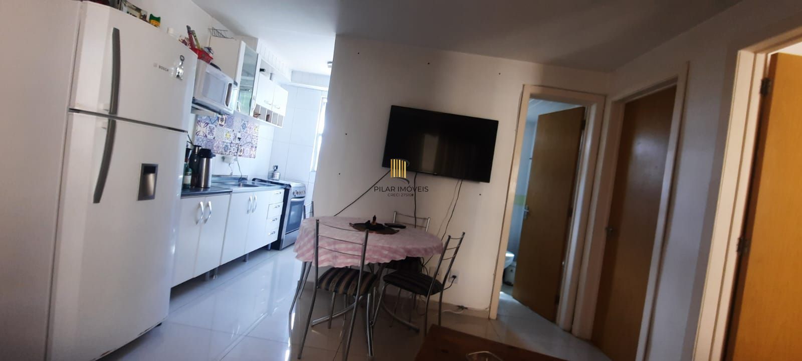 Apartamento2 dormitorios semi mobiliado no bairro Partenom