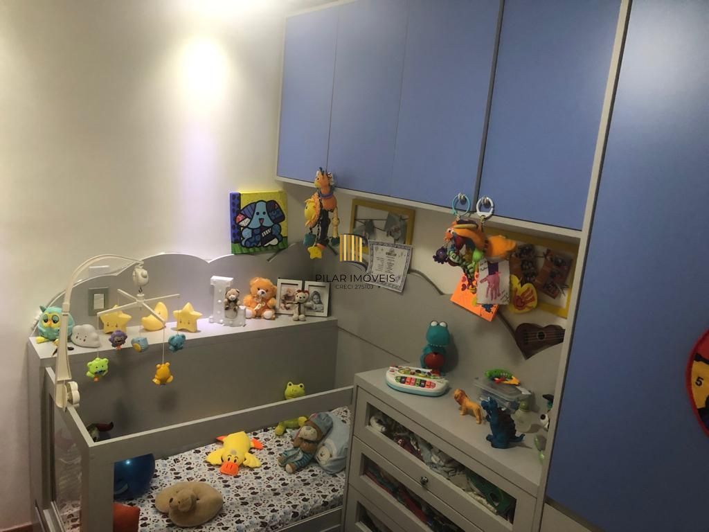 Apartamento com 03 quartos e 01 vaga  Bairro Camaquã