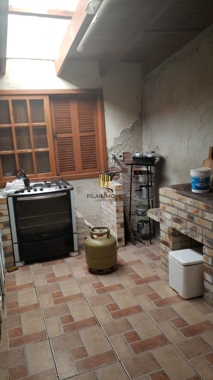 casa mista com 2 vagas na cavalhada Porto Alegre /RS