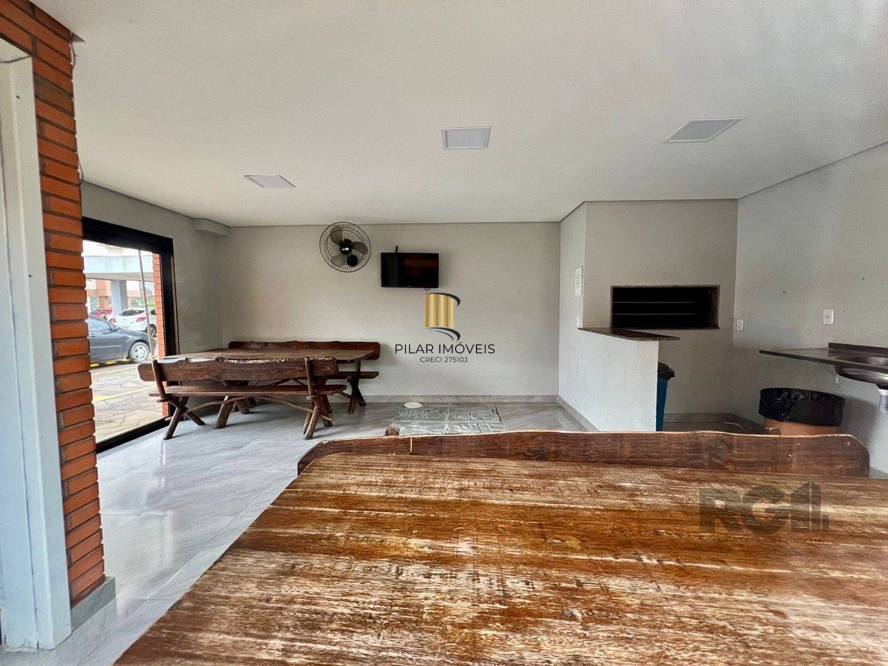 Apartamento 2 dormitórios mobiliado no bairro  Partenon.
