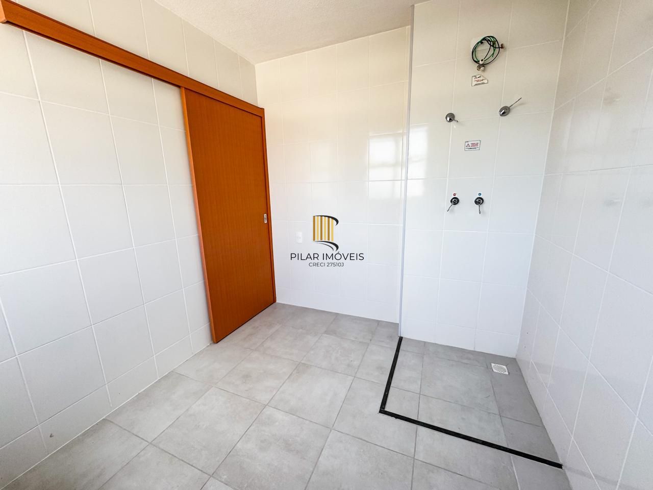 Apartamento térreo com 01 quartos e 01 vaga escriturada, Bairro Morro Santana, Porto Alegre