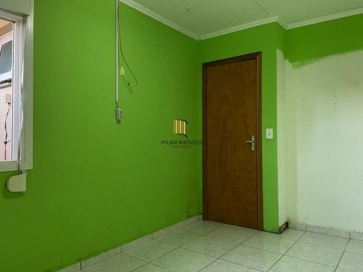 Casa em condomínio privativo de 2 dormitórios no bairro Ponta Grossa