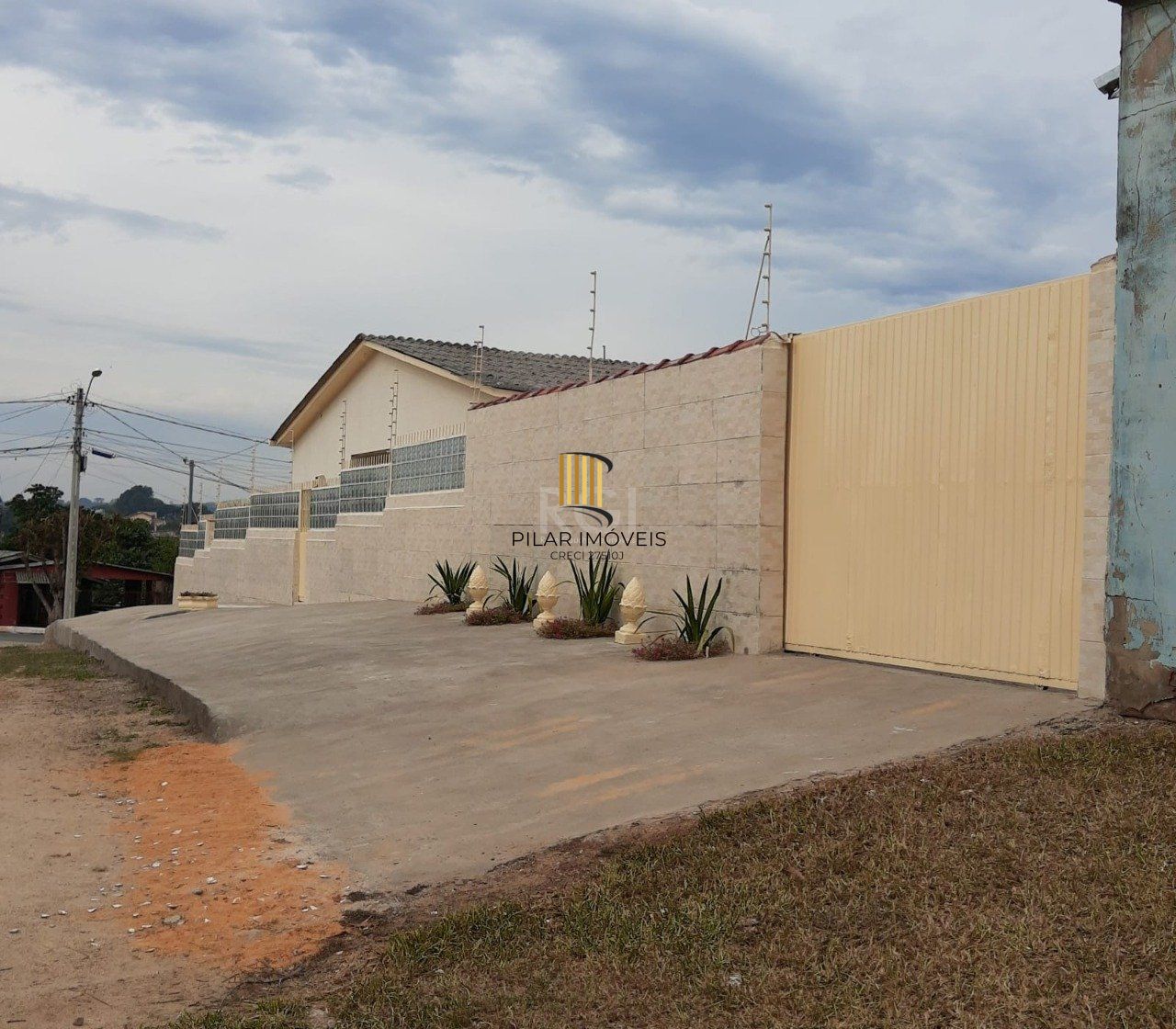 Casa para Venda - 103.38m², 2 dormitórios, sendo 1 suites, 3 vagas - Cecília, Porto Alegre