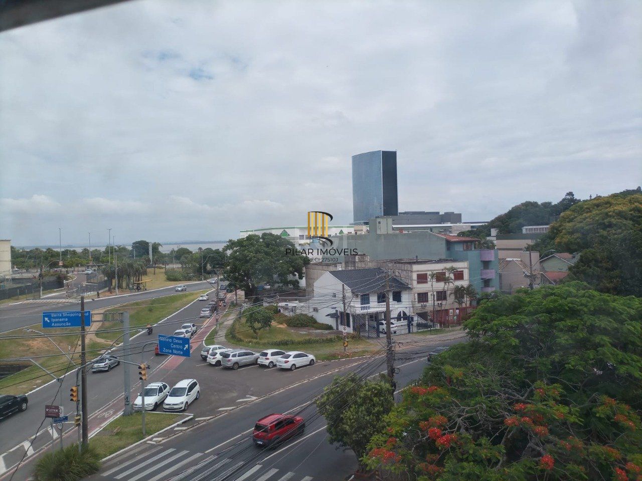 Apartamento para Venda - 50.37m², 2 dormitórios, 1 vaga - Cristal, Porto Alegre