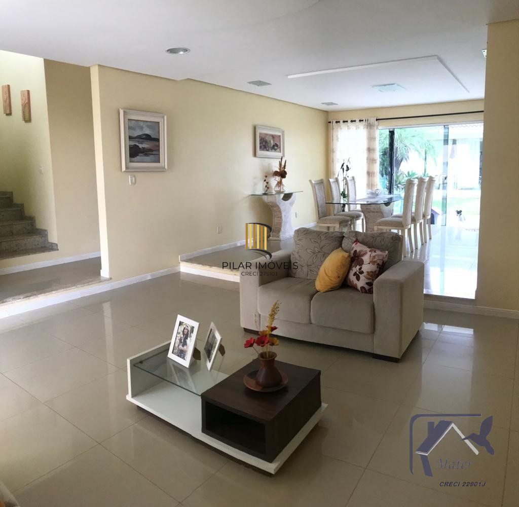 Casa para Venda - 0m², 5 dormitórios, sendo 2 suites, 2 vagas - Village