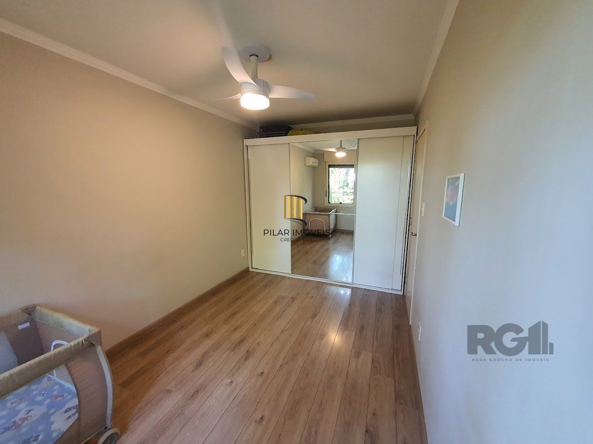 Apartamento com 3 quartos, vagas de garagem, semi mobiliado - 68m² no bairro Medianeira, Porto Alegre/RS