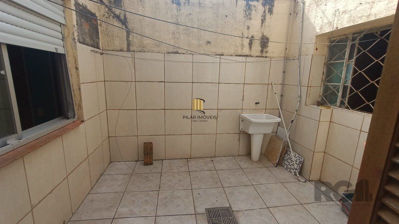Apartamento 3 dormitórios no bairro Camaquã
