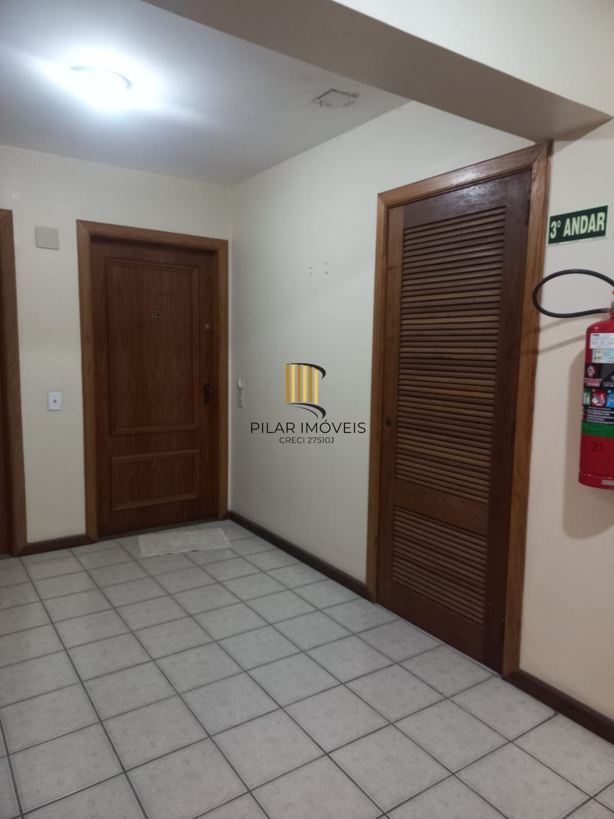 Apartamento reformado no coração da Tristeza