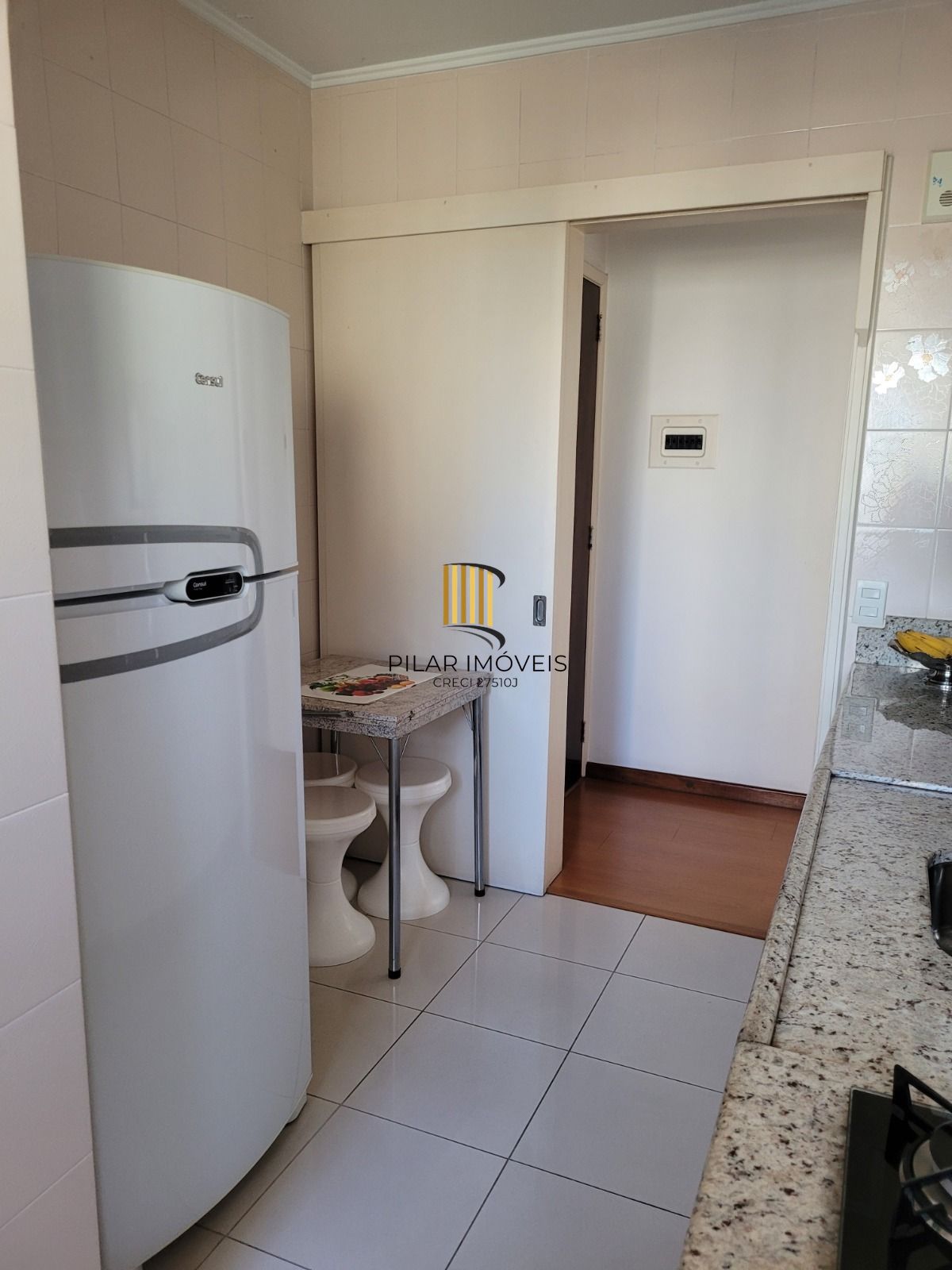 Apartamento com 02 quartos, 02 banheiros e 01 vaga no Centro Histórico