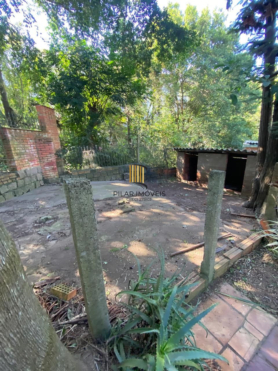 Casa 3 dormitórios no bairro Ipanema