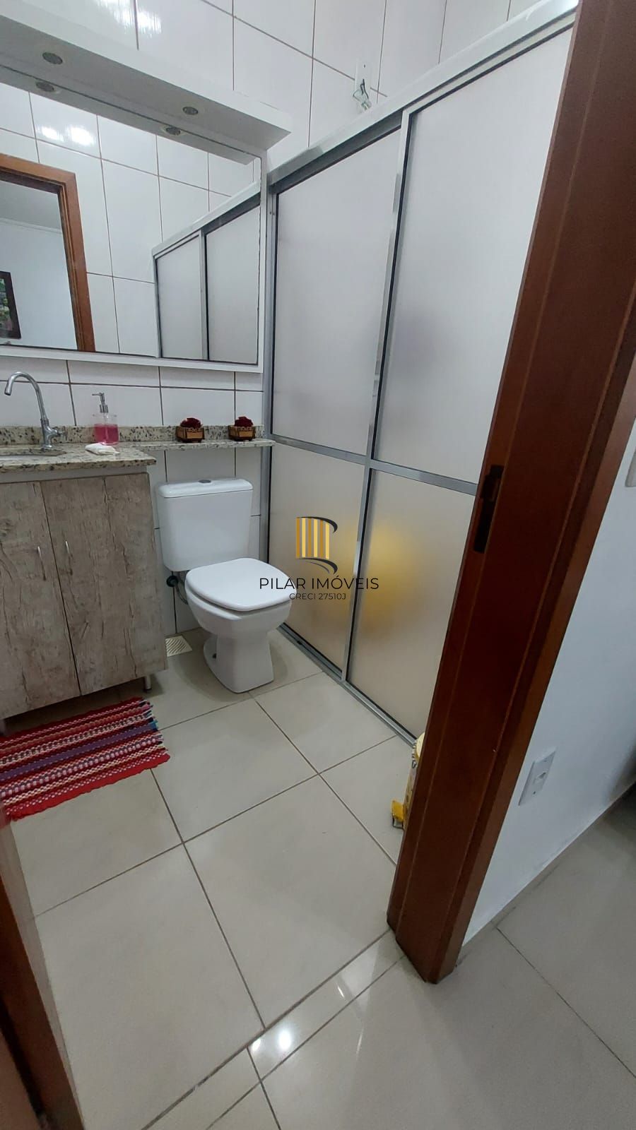 CASA NO LAGOS DE NOVA IPANEMA - 2 QUARTOS E ATELIER NO PISO SUPERIOR