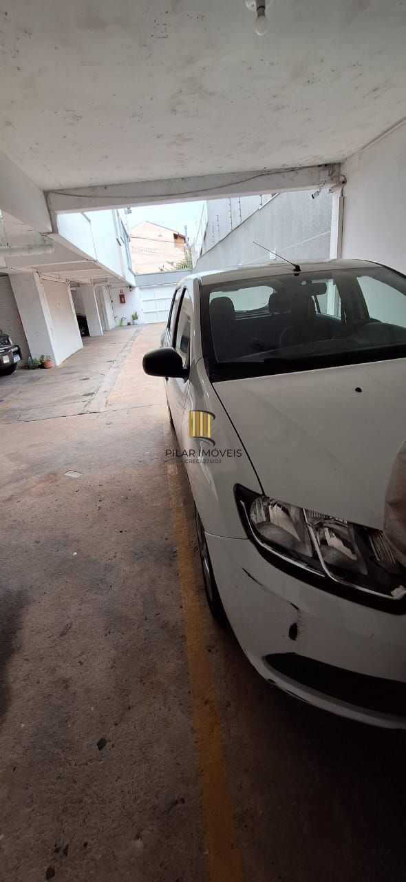 Apartamento de 1 dormitório com 1 vaga de garagem coberta !