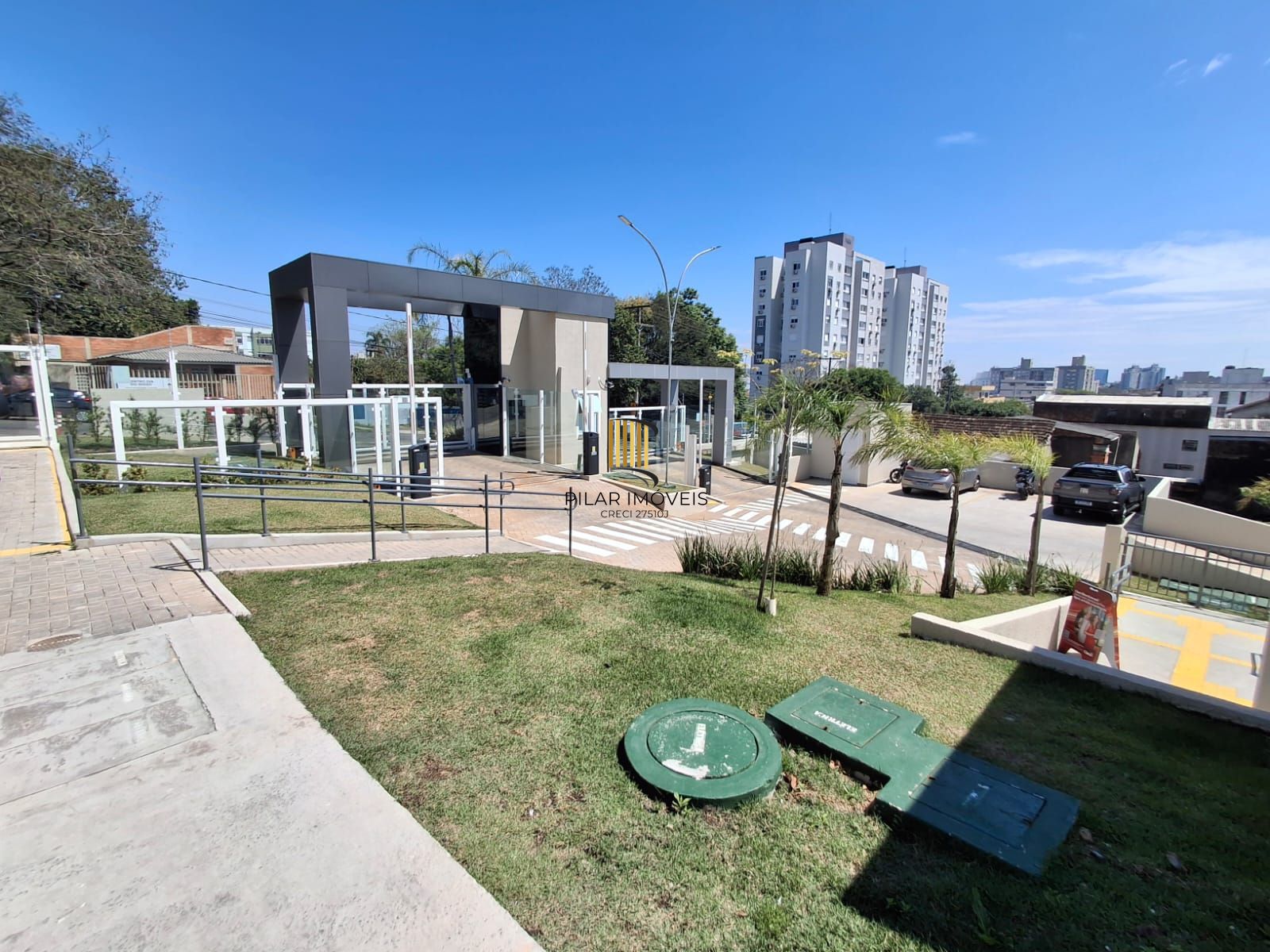 Apartamento de 2 dormitórios com suíte e 1 vaga escriturada !